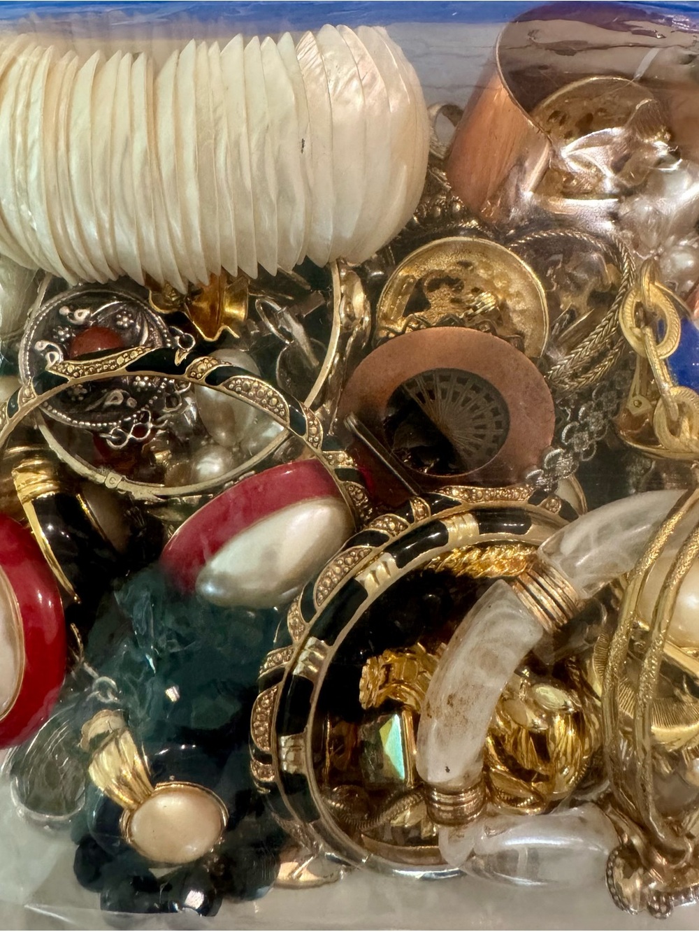 ⚡️MYSTERY BAG 💼 Vintage Estate Jewelry - Multi-Piece Mystery Bundle